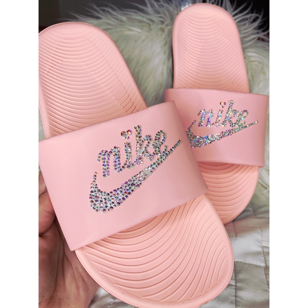 🔥Bling Nike Slides🔥